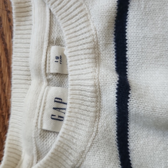 Girls Gap Striped Sweater - Size L - Picture 4 of 5